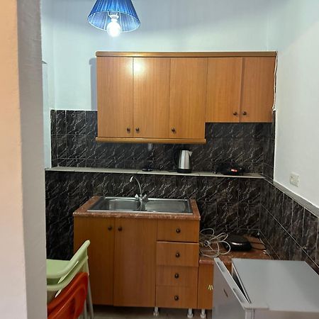 Lazari Rooms Himarë Dış mekan fotoğraf