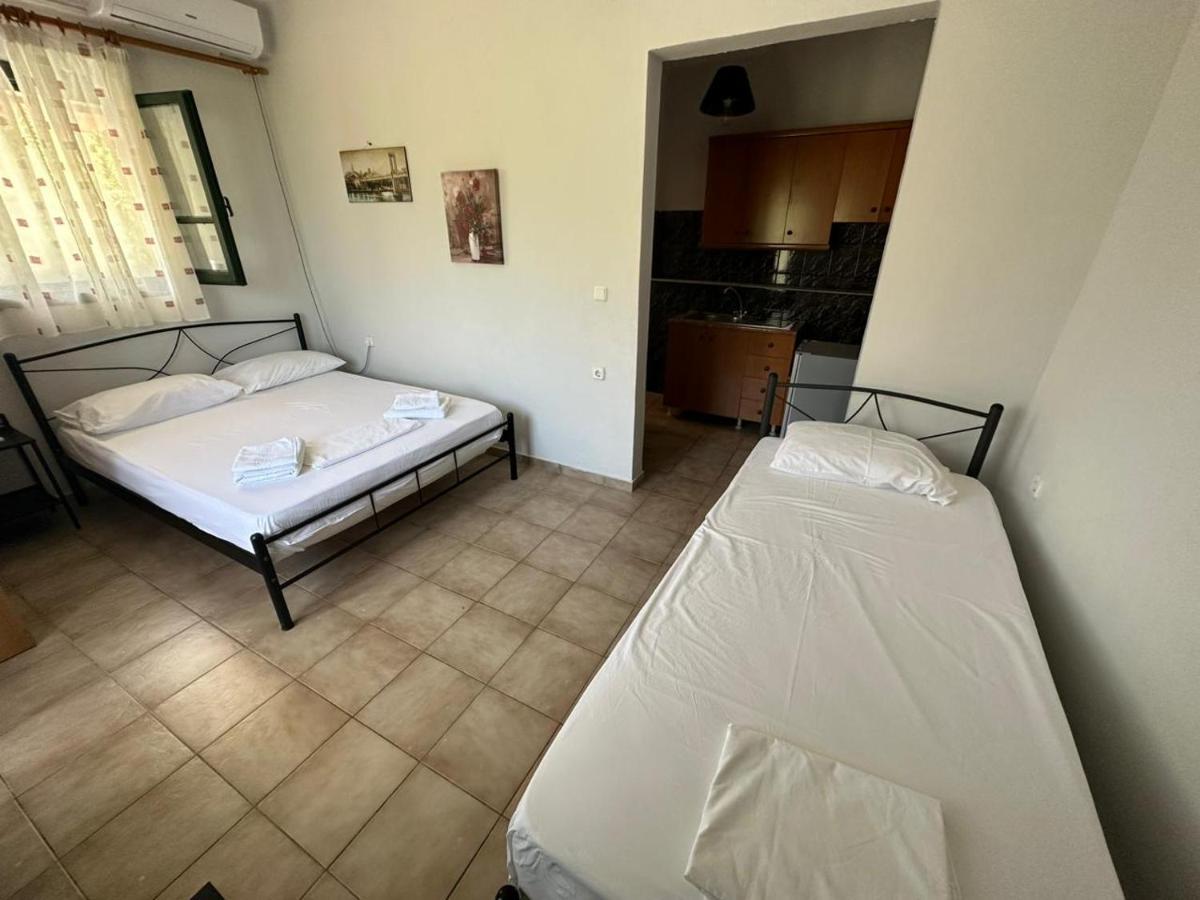 Lazari Rooms Himarë Dış mekan fotoğraf