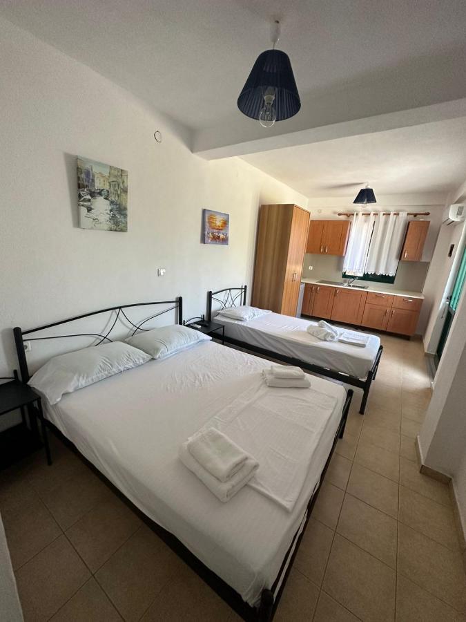 Lazari Rooms Himarë Dış mekan fotoğraf